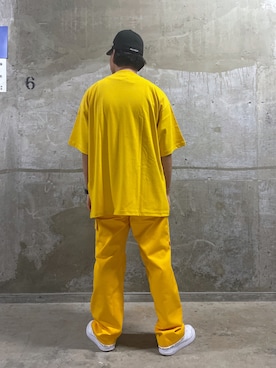 「アイテム（カーゴパンツ、イエロー系）」を使った、Yu OTSUKAさん（メンズ・176cm）の夏コーディネート