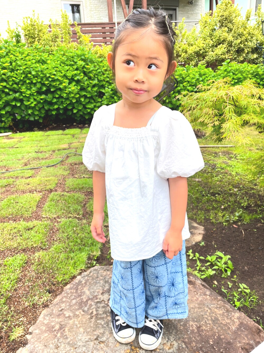 「ZARA、夏コーデ、女の子コーデ、女の子、キッズコーデ、男の子コーデ、おしゃれさんと繋がりたい、娘コーデ」｜「ZARA KIDSのアイテム（シャツ/ブラウス、ホワイト系）」を使った、honononさん（キッズ・100cm）の夏コーディネートの1枚目の写真