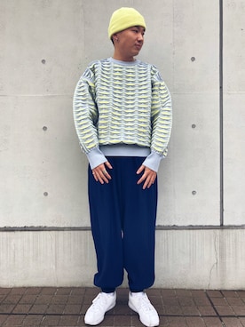 「ネオンイエロー」｜「アイテム（帽子）」を使った、壮太さん（メンズ・175cm）の冬コーディネート