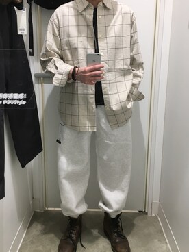 「服とコスメでなりたい自分に」｜「アイテム（その他アウター）」を使った、Frankieさん（メンズ・165cm）の冬コーディネート