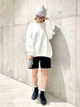 「アイテム（長傘）」を使った、アサミさん（レディース・163cm）の秋コーディネート