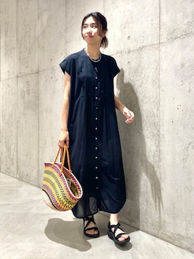 「URBAN RESEARCH Sonny Label（アーバンリサーチサニーレーベル）のアイテム（ワンピース/ドレス）」を使った、アサミさん（レディース・163cm）の夏コーディネート