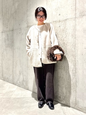 「アイテム（テーラードジャケット）」を使った、アサミさん（レディース・163cm・30代）の秋コーディネート