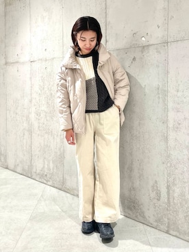 「冬の差し色コーデ」｜「アイテム（ジャケット/アウター）」を使った、アサミさん（レディース・163cm）の冬コーディネート