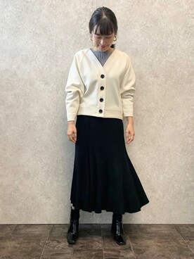 「EUCLAID（エウクレイド）のアイテム（Tシャツ/カットソー）」を使った、AIさん（レディース・158cm）の秋コーディネート