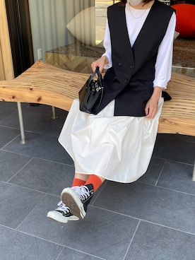 「vis-`a-vis（ビサビ）のアイテム（パンツ）」を使った、MiKiさん（レディース・163cm）の春コーディネート