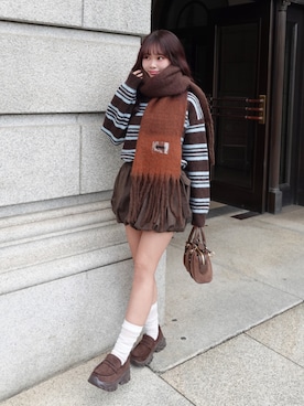 「アイテム（マフラー）」を使った、mairaさん（レディース・156cm）の秋コーディネート