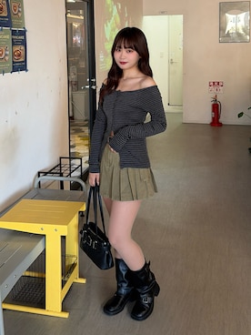 「SONA（ソナ）のアイテム（Tシャツ/カットソー、グレー系）」を使った、mairaさん（レディース・156cm）の春コーディネート