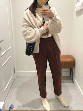 「Te chichi（テチチ）のアイテム（スラックス）」を使った、anneさん（レディース・165cm）の秋コーディネート