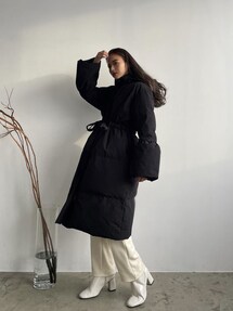 トランク88 ロングダウン TRUNC 88（トランクエイティーエイト）の「Hooded Volume Long