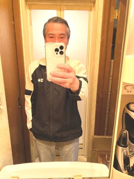 「FILA（フィラ）のアイテム（その他トップス）」を使った、バツ1 独身おしゃれ大好きオヤジさん（メンズ・173cm）の冬コーディネート