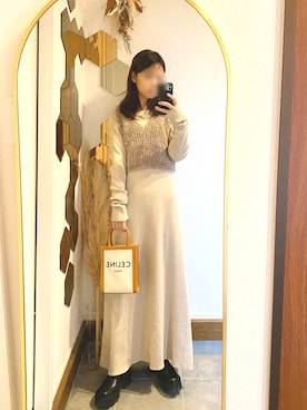 「CELINE（セリーヌ）のアイテム（ショルダーバッグ）」を使った、Chi-さん（レディース・159cm）の冬コーディネート