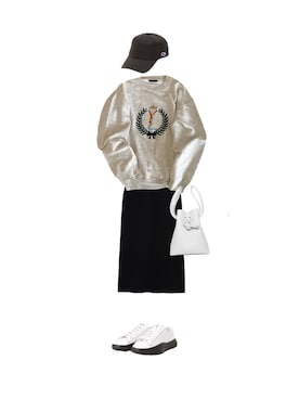 「Yves Saint Laurent（イヴサンローラン）のアイテム（スウェット）」を使った、【転載禁止】m3nさん（レディース・160cm）の秋コーディネート