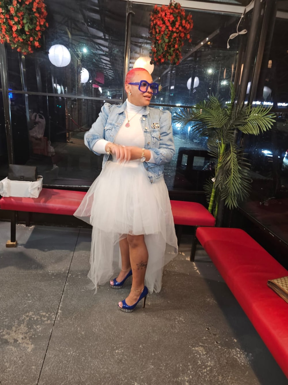 「大人カジュアル、birthday、今日のコーデ、stylish、fashion」｜「GAPのアイテム（デニムジャケット、ブルー系）」を使った、StylishKayさん（レディース・165cm）の春コーディネートの1枚目の写真