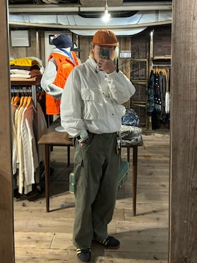 「アイテム（ナイロンジャケット）」を使った、TERUさん（メンズ・172cm・20代）の秋コーディネート