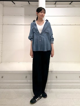 「URBAN RESEARCH DOORS（アーバンリサーチドアーズ）のシアーデニムシャツ（シャツ/ブラウス）」を使った、miruさん（レディース・163cm）の夏コーディネート
