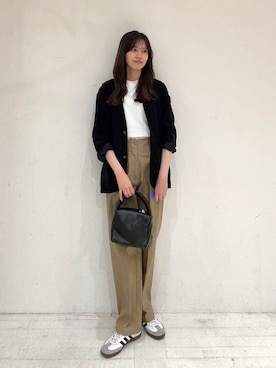 「アイテム（ノーカラージャケット）」を使った、miruさん（レディース・163cm）の秋コーディネート