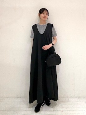 「アイテム（ジャンパースカート）」を使った、miruさん（レディース・163cm）の夏コーディネート