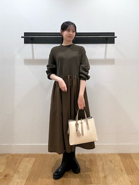 「URBAN RESEARCH DOORS（アーバンリサーチドアーズ）のニットドッキングワンピース（ワンピース）」を使った、miruさん（レディース・163cm）の冬コーディネート