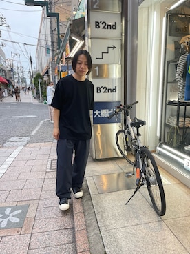 「B'2nd（ビーセカンド）のアイテム（パンツ）」を使った、まことさん（メンズ・169cm）の夏コーディネート