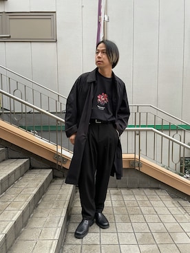 「A4A（エーフォーエー）のアイテム（ステンカラーコート）」を使った、まことさん（メンズ・169cm）の春コーディネート