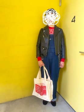 「Johnbull（ジョンブル）のアイテム（サロペット/オーバーオール）」を使った、4th floorさん（レディース・166cm）の冬コーディネート