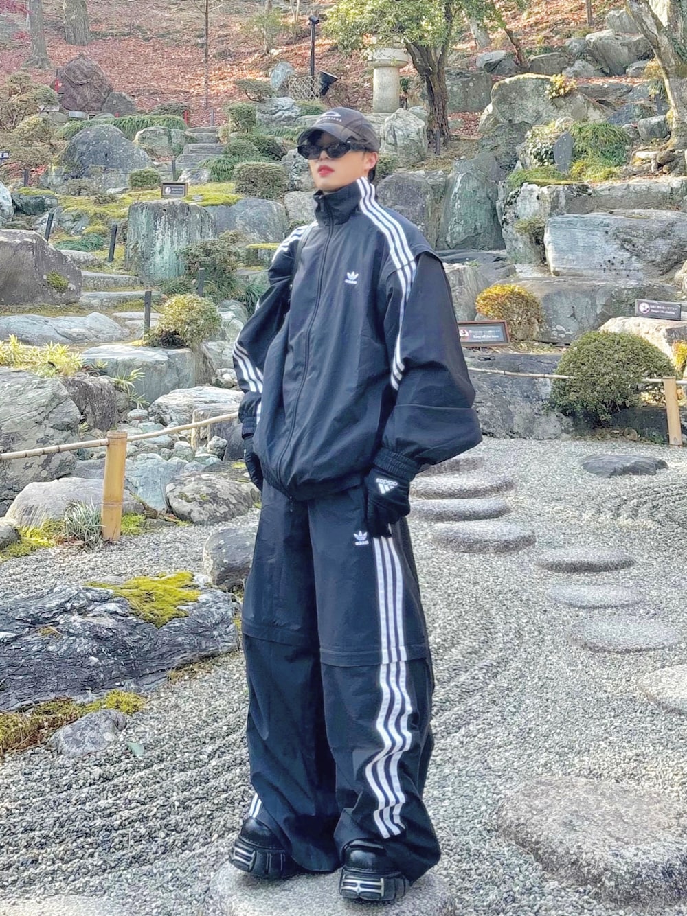 adidas（アディダス）の「Adilenium シーズン 2 オーバーサイズ