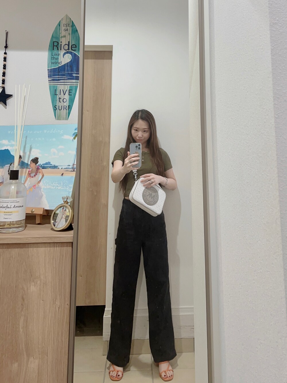 「おしゃれさんと繋がりたい、夏、ラクチンコーデ、今日のコーデ、カジュアル、outfit、ootd、プチプラ、パンツスタイル」｜「GUのアイテム（Tシャツ/カットソー、グリーン系）」を使った、Aika さん（レディース・164cm）の夏コーディネートの1枚目の写真