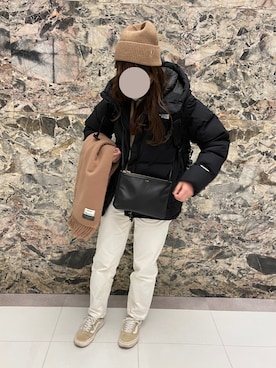 「Acne Studios（アクネストゥディオズ）のACNE STUDIOS CANADA マフラー（マフラー）」を使った、nanaさん（レディース・156cm）の冬コーディネート