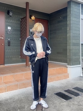 「adidas Originals（アディダスオリジナルス）の＜adidas Originals＞SAMBA OG/スニーカー（スニーカー、ホワイト系）」を使った、maki☆*さん（レディース・156cm）の春コーディネート