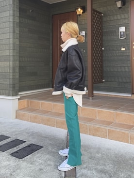 「カラーパンツ」｜「アイテム（ムートンコート）」を使った、maki☆*さん（レディース・156cm）の冬コーディネート
