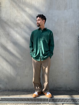 「DANKE SCHON（ダンケシェーン）のアイテム（スラックス）」を使った、LHP大阪店 嶋村さん（メンズ・176cm）の冬コーディネート