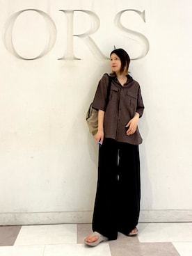 「OOFOS（ウーフォス）のOOFOS　OORIGINAL（サンダル）」を使った、hanaさん（レディース・163cm）の夏コーディネート