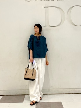 「URBAN RESEARCH DOORS（アーバンリサーチドアーズ）のリネン2WAYブラウス（シャツ/ブラウス、グリーン系）」を使った、hanaさん（レディース・163cm）の夏コーディネート
