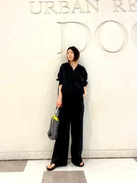 「EKAL（エカル）のDOT AIR ANORAK JACKET（テーラードジャケット、ブラック系）」を使った、hanaさん（レディース・163cm）の春コーディネート