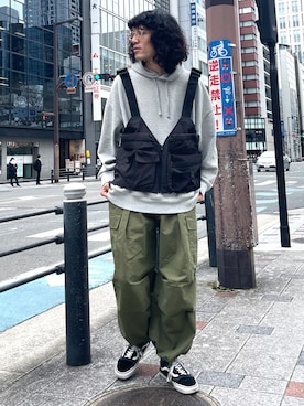 「MOUNTAIN SMITH（マウンテンスミス）のアイテム」を使った、TOMOKI OOHASHIさん（メンズ・180cm）の春コーディネート