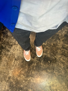 「VANS（バンズ）のアイテム（スニーカー、オレンジ系）」を使った、TKMさん（メンズ・169cm）の春コーディネート