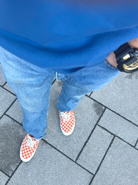 「VANS（バンズ）のアイテム（スニーカー、オレンジ系）」を使った、TKMさん（メンズ・169cm）の春コーディネート