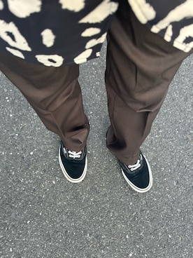 「VANS（バンズ）のアイテム（スニーカー、ブラック系）」を使った、TKMさん（メンズ・169cm）の秋コーディネート
