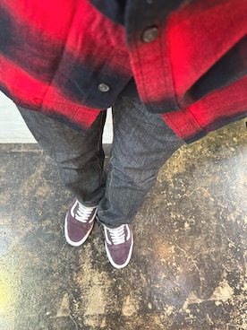 「VANS（バンズ）のアイテム（スニーカー、パープル系）」を使った、TKMさん（メンズ・169cm）の秋コーディネート