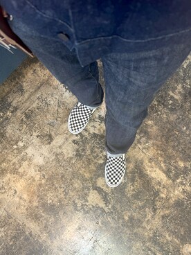 「VANS（バンズ）のアイテム（スニーカー、ホワイト系）」を使った、TKMさん（メンズ・169cm）の春コーディネート