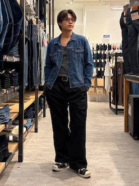 「Levi's（リーバイス）のLevi's トラッカージャケット（ブルゾン、ブルー系）」を使った、Right-on  よしきさん（メンズ・175cm）の秋コーディネート