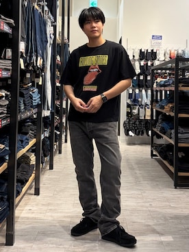 「Right-on（ライトオン）のOther(ソノタ)ローリングストーンズプリント半袖Tシャツ（Tシャツ/カットソー、ブラック系）」を使った、Right-on  よしきさん（メンズ・175cm）の夏コーディネート
