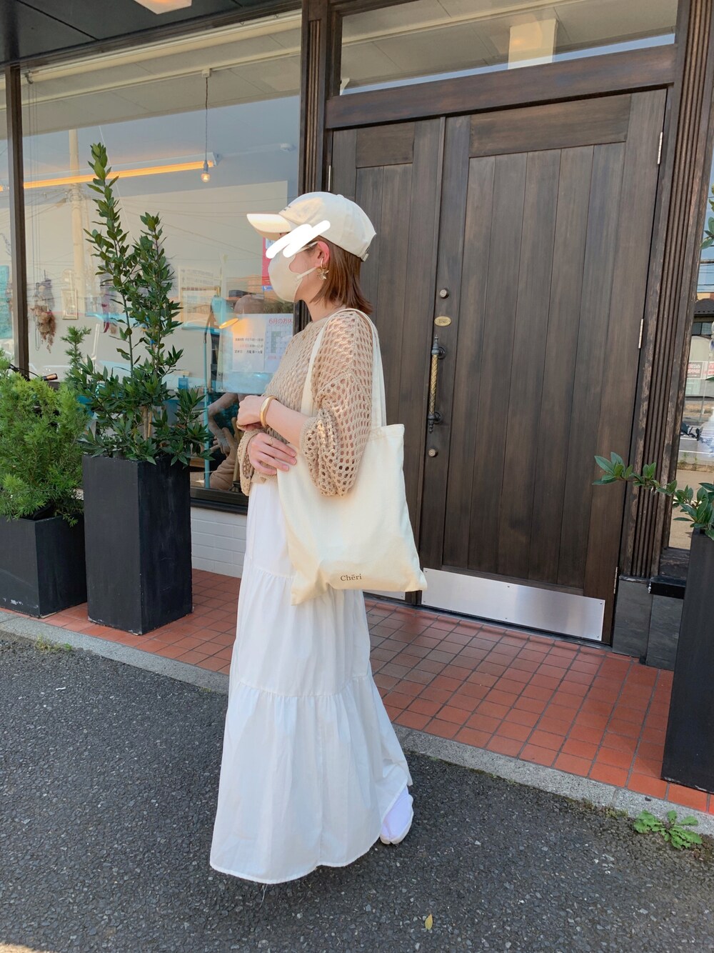「このスタイルがお気に入り、オトナカジュアル、しまむら、プチプラコーデ、淡色カジュアル、淡色コーデ、低身長コーデ、ティアードスカート、terawearemu、talbyyumi、NIKE、カジュアルコーデ、休日スタイル、キャップ、トートバッグ」｜「しまむらのアイテム（トートバッグ、ホワイト系）」を使った、haruさん（レディース・149cm）の夏コーディネートの1枚目の写真