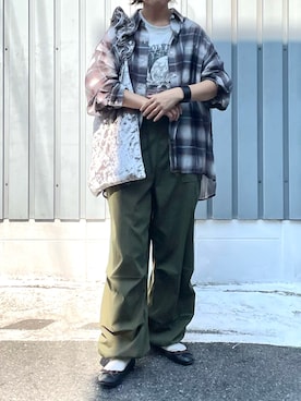 「アイテム（カーゴパンツ）」を使った、machikoさん（レディース・155cm）の秋コーディネート