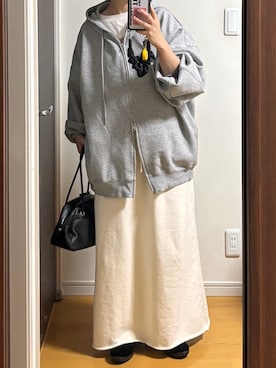 「niko and...（ニコアンド）のアイテム（スカート、ホワイト系）」を使った、machikoさん（レディース・155cm）の春コーディネート