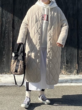 「アイテム（シャツワンピース、ホワイト系）」を使った、machikoさん（レディース・155cm）の冬コーディネート