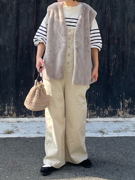 「UNIVERSAL OVERALL（ユニバーサルオーバーオール）のアイテム（サロペット/オーバーオール）」を使った、machikoさん（レディース・155cm）の秋コーディネート