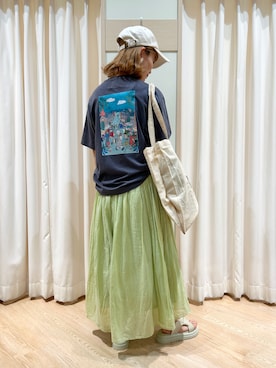 「Samansa Mos2 blue（サマンサモスモスブルー）のアイテム（バッグ、オレンジ系）」を使った、りえさん（レディース・156cm）の春コーディネート