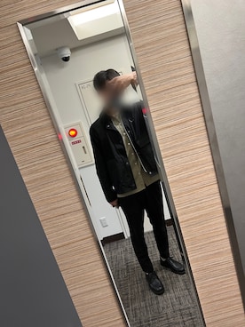 「黒パンツ」｜「アイテム（その他アウター）」を使った、のださん（メンズ・183cm）の秋コーディネート